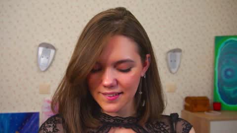 hi im Lyle online show from December 5, 6:21 am