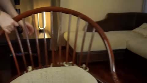 hi im Lyle online show from March 5, 6:12 am