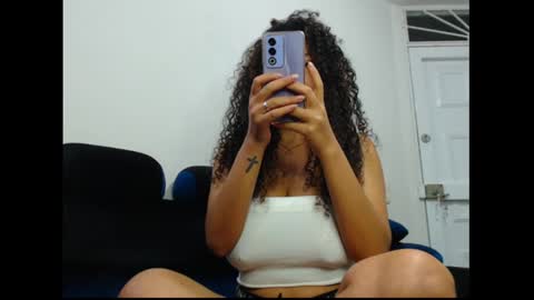 lylii_evans online show from February 5, 2:19 am