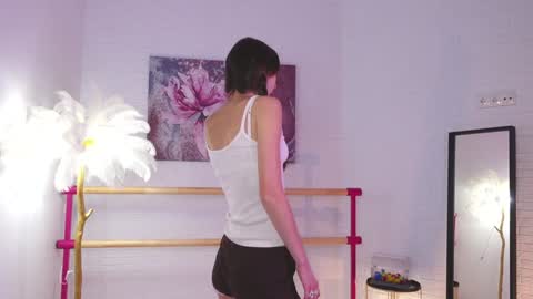 Lyly   online show from January 7, 5:43 am