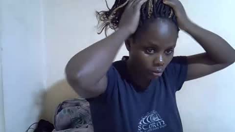 lyn_anna online show from November 9, 7:50 am