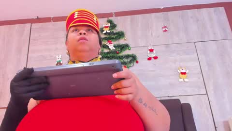 Lynn jonnes online show from December 28, 9:19 pm