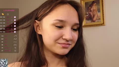 Lola online show from February 3, 7:52 pm