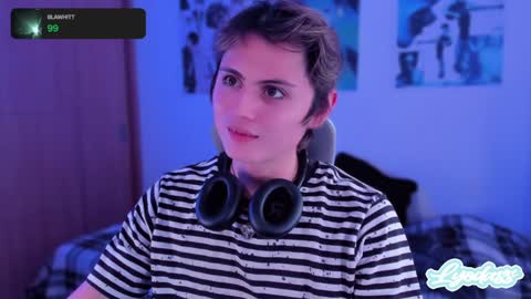 Snapshot of lyodass chatting on December 2, 9:06 pm Lyodass online show from December 2, 9:06 pm