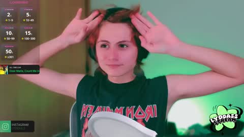 Snapshot of lyodass chatting on February 7, 1:25 am Lyodass online show from February 7, 1:25 am