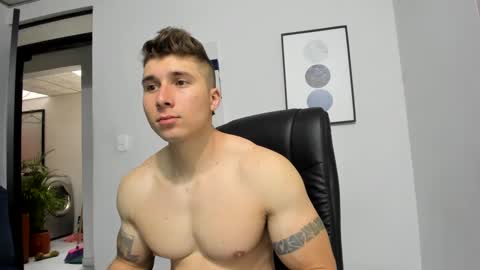 Lyonel online show from March 4, 3:59 pm