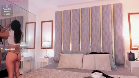 Lizzy smith  online show from February 24, 8:03 pm