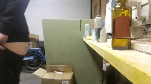 Snapshot of m1guele chatting on February 13, 8:13 pm Fucklover online show from February 13, 8:13 pm