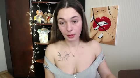 Vikki online show from March 7, 12:56 pm