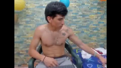 itgram pezlo josue online show from January 12, 2:19 pm