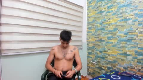 itgram pezlo josue online show from February 6, 12:48 pm