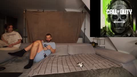 Mac Troy online show from December 15, 5:31 pm