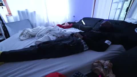 Mac Troy online show from October 1, 9:59 am