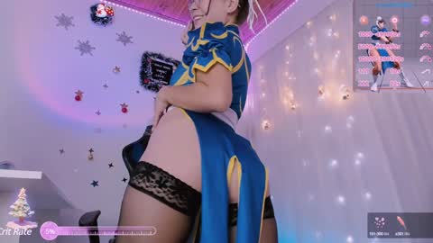 MacarenaIndependent model  online show from December 10, 4:49 pm