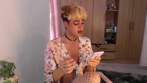 Snapshot of machissex chatting on January 3, 6:35 pm machissex online show from January 3, 6:35 pm