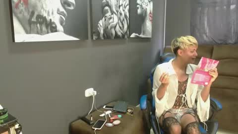 Snapshot of machissex chatting on September 22, 7:05 pm machissex online show from September 22, 7:05 pm