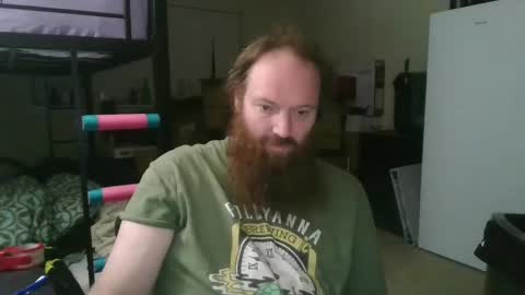 Snapshot of mackhere4u chatting on October 9, 3:04 am mackhere4u online show from October 9, 3:04 am