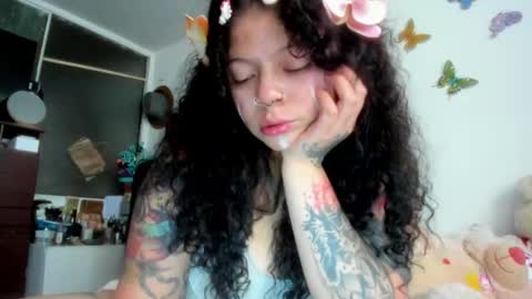 di online show from November 25, 9:15 pm