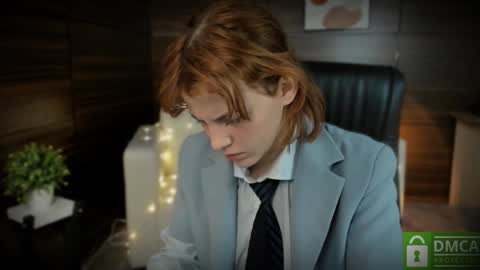 Ulis online show from December 25, 10:05 pm