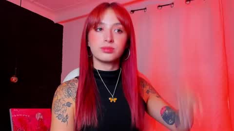 Snapshot of madame_lilith chatting on January 26, 11:50 am madame lilith online show from January 26, 11:50 am