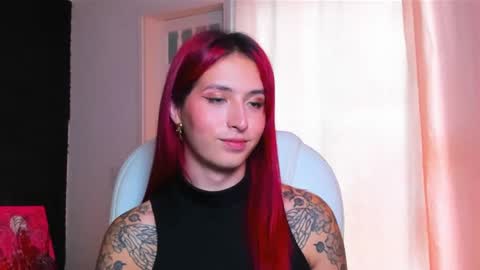 Snapshot of madame_lilith chatting on February 18, 2:27 pm madame lilith online show from February 18, 2:27 pm