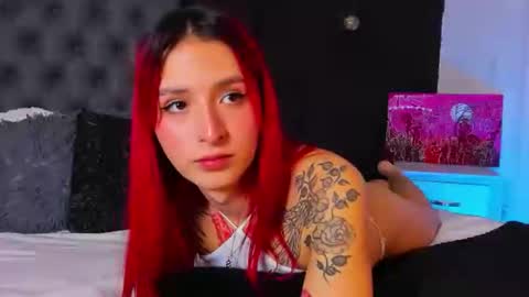 Snapshot of madame_lilith chatting on September 19, 11:33 am madame lilith online show from September 19, 11:33 am