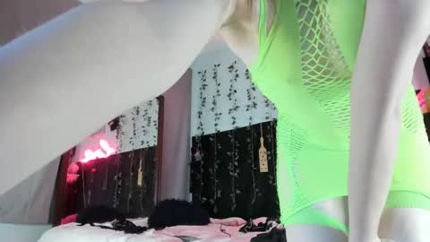 Snapshot of maddi_avalon chatting on October 20, 4:02 am Maddi Avalon online show from October 20, 4:02 am