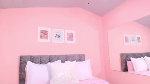 Maddie online show from September 18, 9:06 pm