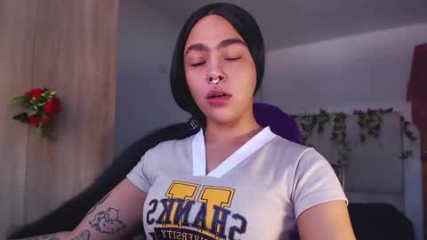 maddiie and clyde online show from October 25, 5:40 pm