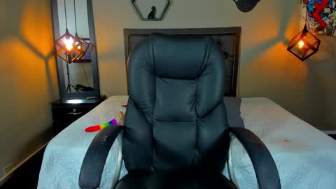 Maddie online show from December 22, 6:26 pm