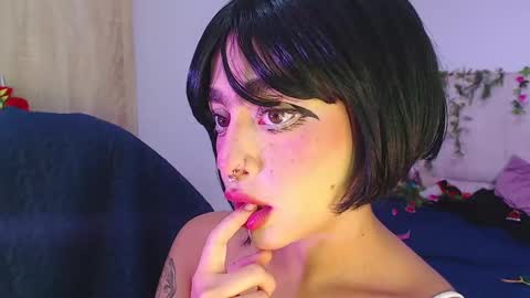 Maddie online show from October 19, 10:21 pm