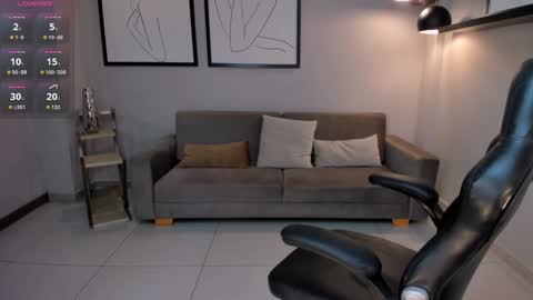 Maddison online show from January 8, 4:12 am