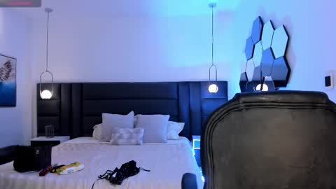 Maddison online show from September 14, 3:49 am