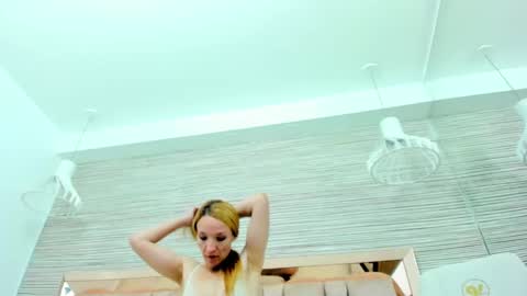 maddy cartter online show from October 4, 11:30 am