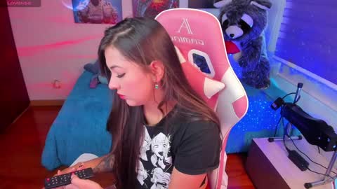 Emily     Only Fans  online show from January 27, 9:11 pm