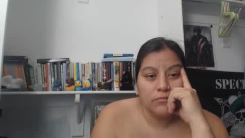 Snapshot of madfeather chatting on November 16, 3:23 am Letty online show from November 16, 3:23 am