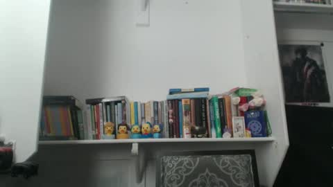 Snapshot of madfeather chatting on November 24, 10:42 pm Letty online show from November 24, 10:42 pm