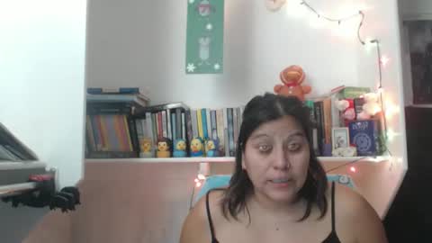 Snapshot of madfeather chatting on December 18, 7:42 pm Letty online show from December 18, 7:42 pm