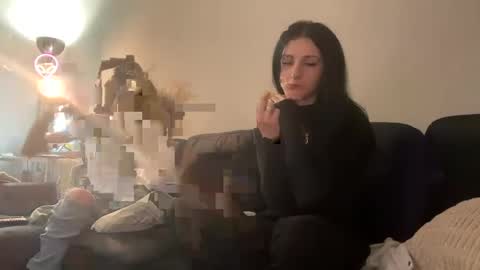 Snapshot of madibaby999 chatting on February 26, 2:48 am madibaby999 online show from February 26, 2:48 am