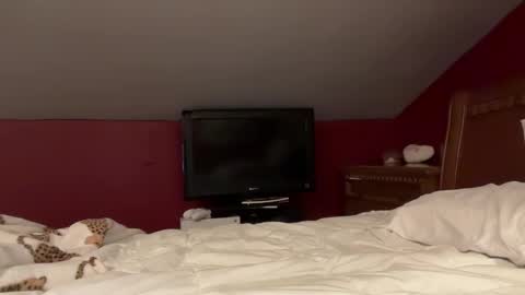 Snapshot of madibaby999 chatting on September 20, 12:33 am madibaby999 online show from September 20, 12:33 am