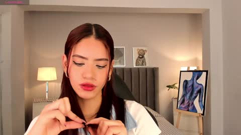 Snapshot of madie_collins7 chatting on December 27, 12:01 pm Madie online show from December 27, 12:01 pm