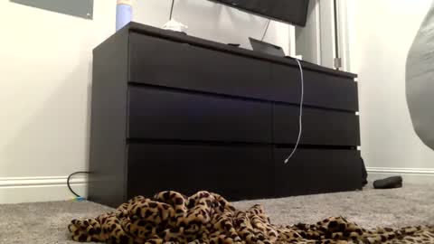 yourfavblonde online show from February 3, 2:25 am