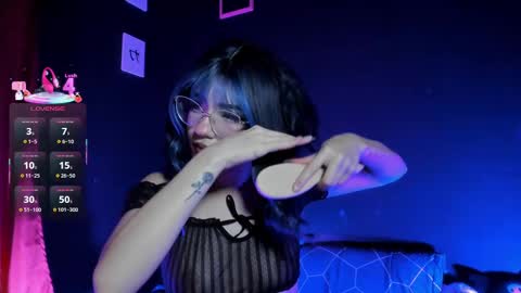 Snapshot of madiixwatson chatting on October 8, 11:52 am Madison Watson online show from October 8, 11:52 am