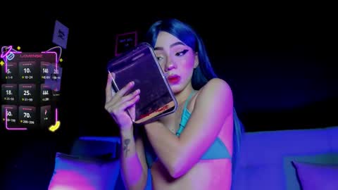 Snapshot of madiixwatson chatting on November 13, 10:47 am Madison Watson online show from November 13, 10:47 am