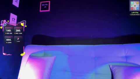 Snapshot of madiixwatson chatting on November 26, 11:44 am Madison Watson online show from November 26, 11:44 am