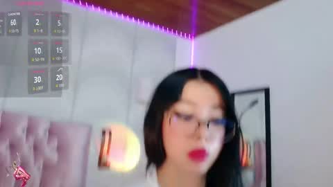 madison_oli online show from September 23, 2:14 am