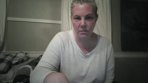 Snapshot of madisonfelicia chatting on November 7, 12:32 am Madison online show from November 7, 12:32 am