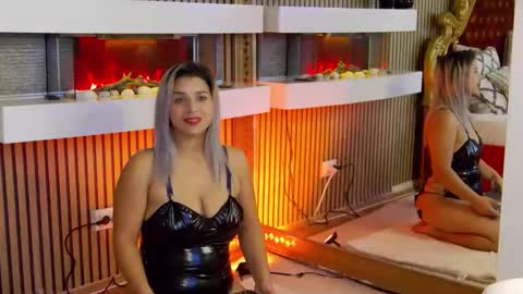 Snapshot of madisonrusso chatting on October 31, 10:16 am madisonrusso online show from October 31, 10:16 am