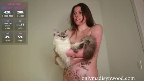 Madisyn Wood online show from December 7, 2:20 am