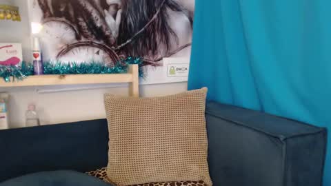 Snapshot of madoka_xxx chatting on January 17, 1:25 am Elizabeth online show from January 17, 1:25 am